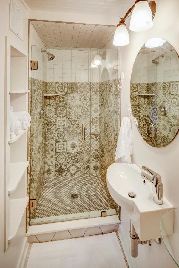 Fairytale Loft Suite 1 Bed, 1 Bath Luxury Apartment In Downtown Belmont Charlottesville Exterior foto